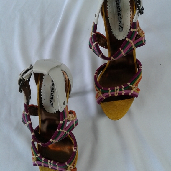 Charles and David Vero Cuoio - Picture 8 of 8